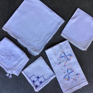 Assorted Vintage Linens